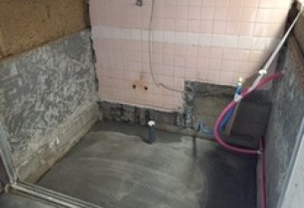 稲美町Ｏ様邸、風呂のシスバス入れ替え工事2 – 洗面の床の造作サムネイル